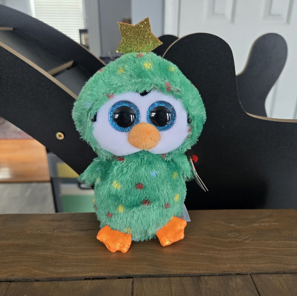 Ty Noel Beanie Boo Penguin In Christmas Tree Costume New